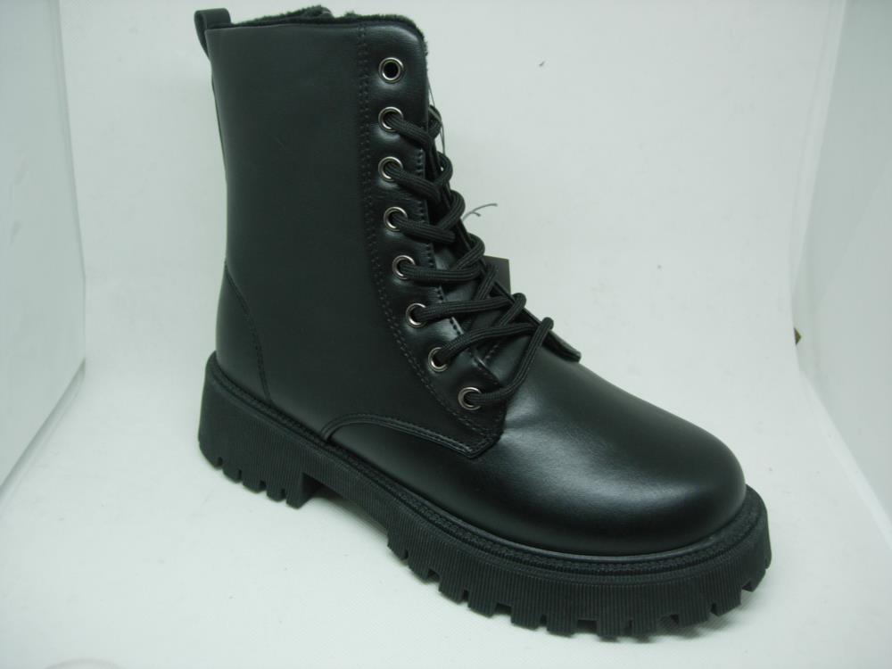 BOTAS SRA.