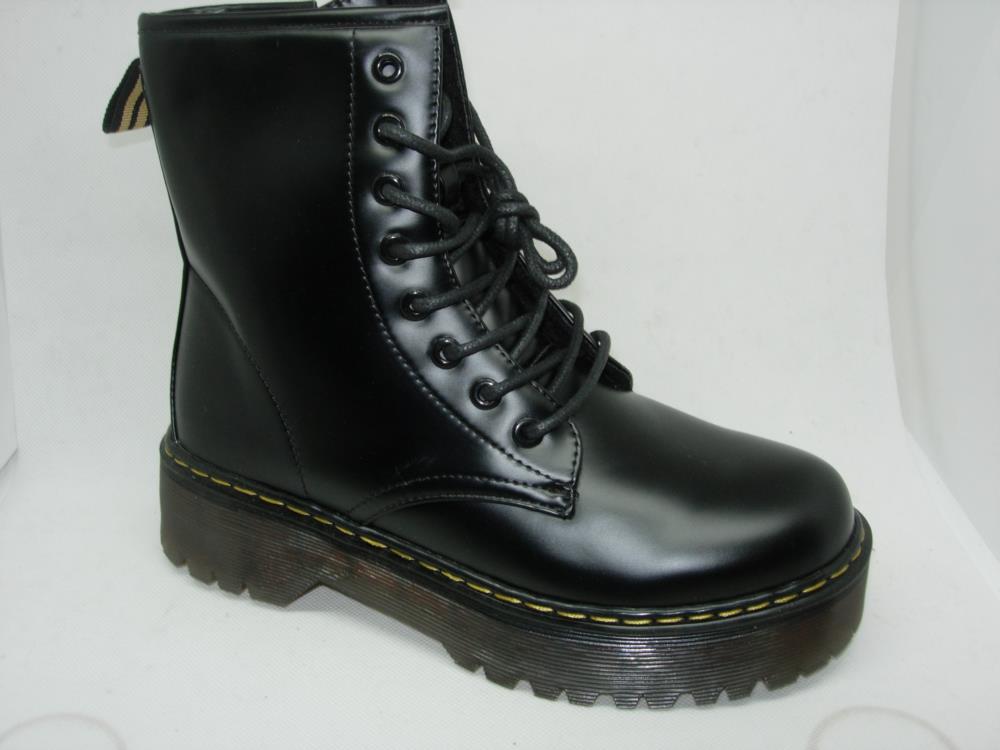 BOTAS SRA.