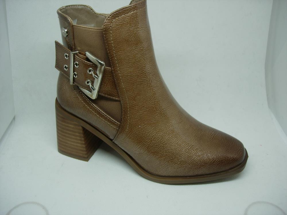 BOTAS SRA.